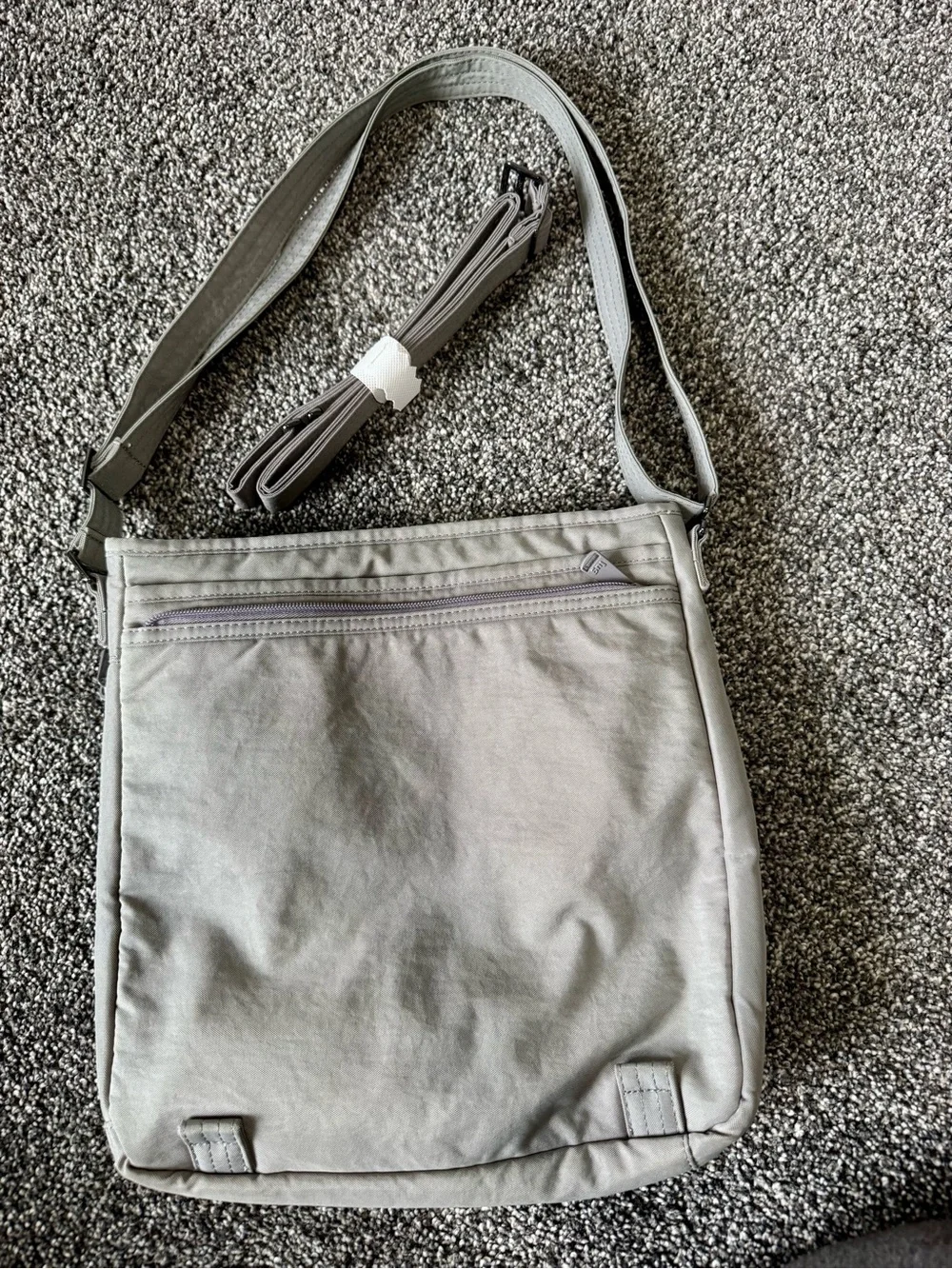Lug Monorail Convertible Crossbody Backpack Gray Bag Travel Insulate Pocket